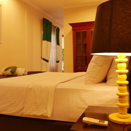 Ciwulan 36 Guest House 万隆 外观 照片