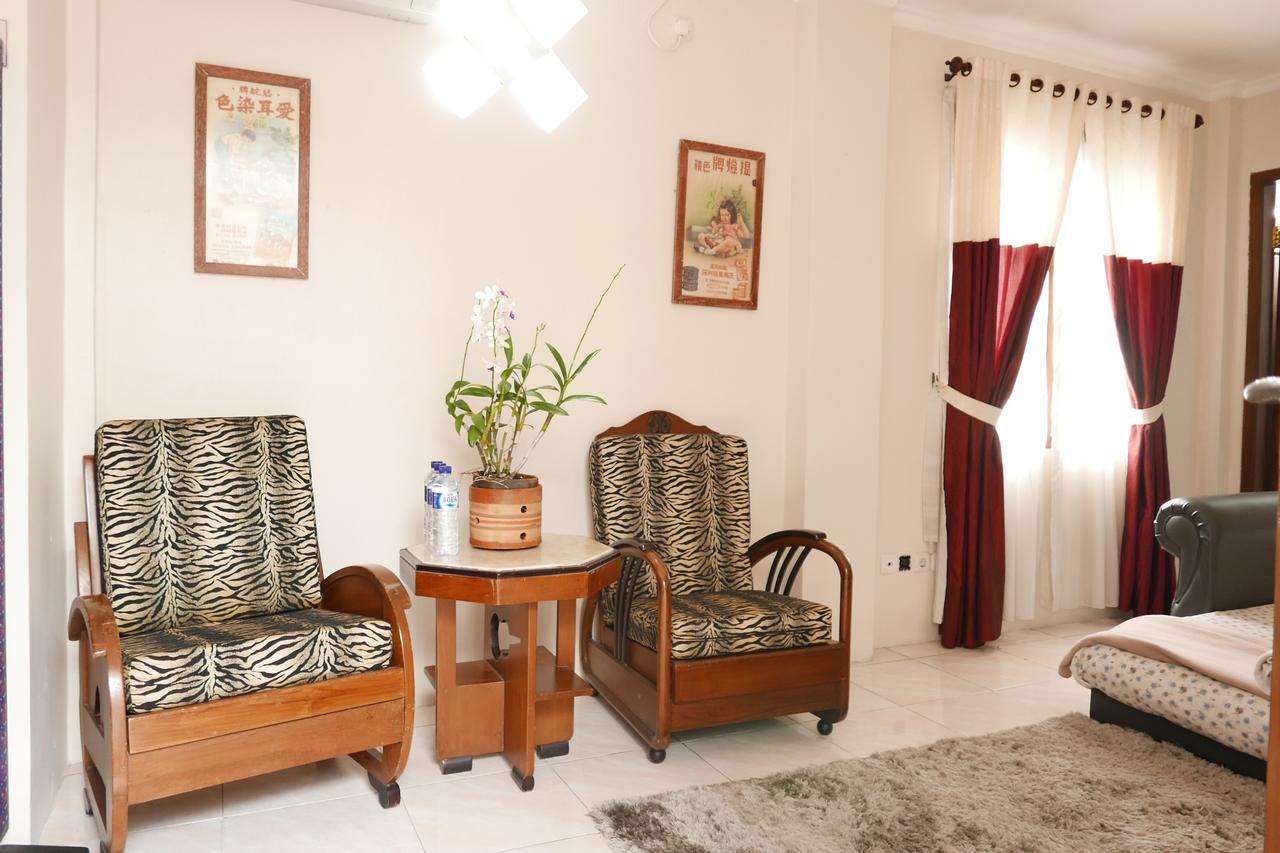 Ciwulan 36 Guest House 万隆 外观 照片