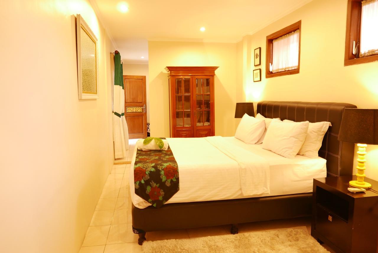 Ciwulan 36 Guest House 万隆 外观 照片