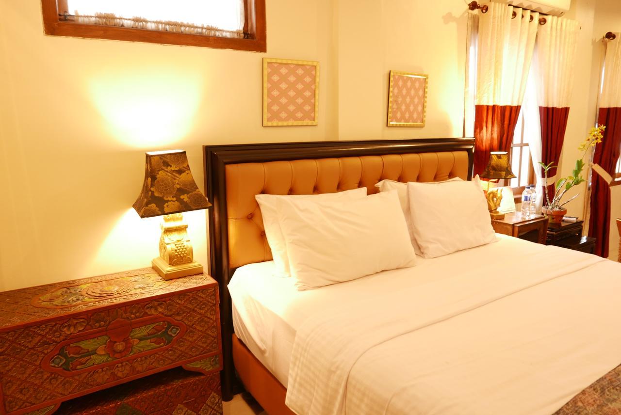 Ciwulan 36 Guest House 万隆 外观 照片