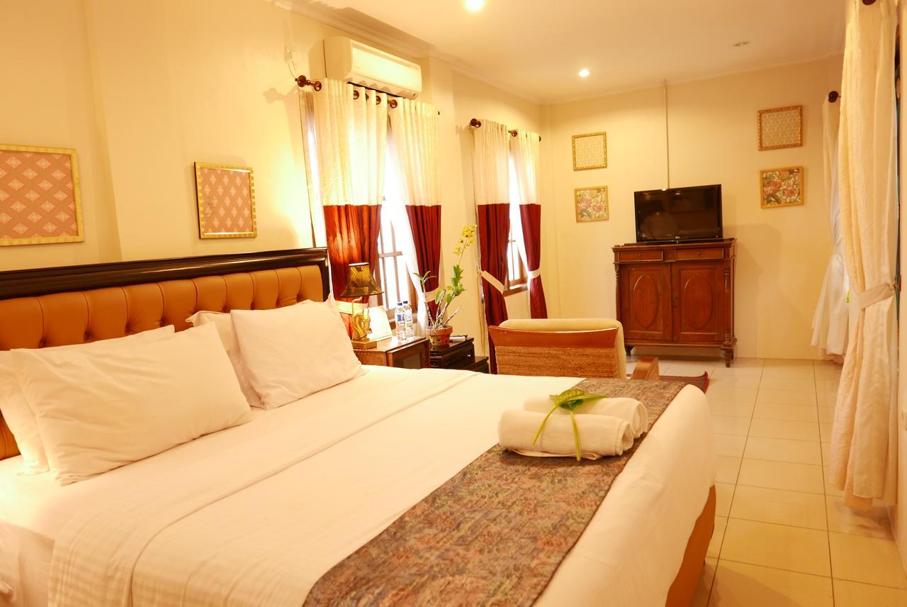Ciwulan 36 Guest House 万隆 外观 照片