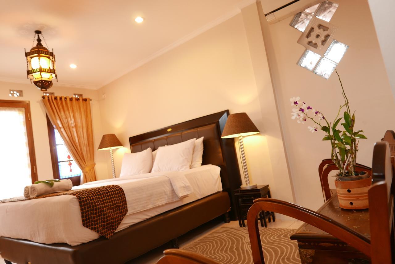 Ciwulan 36 Guest House 万隆 外观 照片