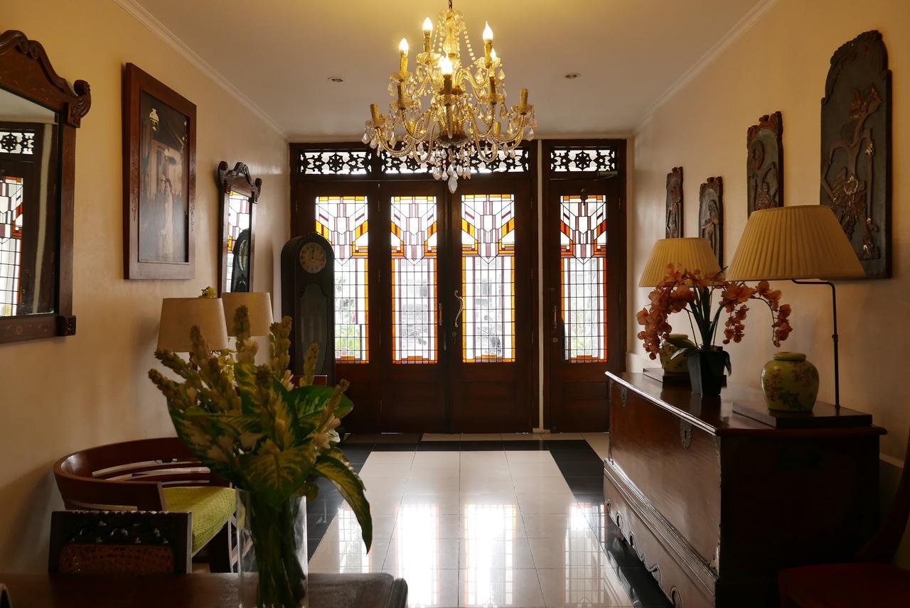 Ciwulan 36 Guest House 万隆 外观 照片