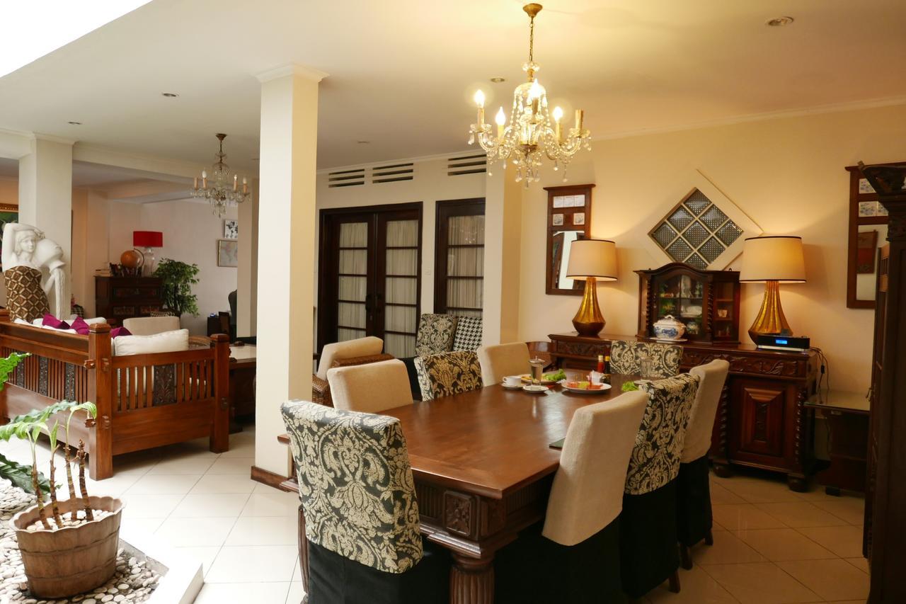 Ciwulan 36 Guest House 万隆 外观 照片