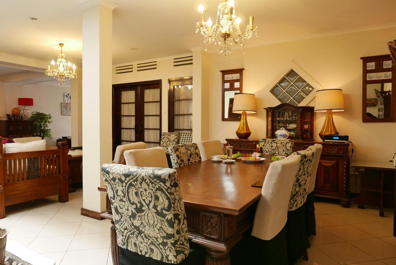 Ciwulan 36 Guest House 万隆 外观 照片